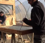 12,2 Chauffage_solaire_version_ardoise_pose_vitre_2_n.png