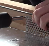 6,3 Chauffage_solaire_version_ardoise_grille_antirongeur_3.png