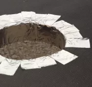 7,2 Chauffage_solaire_version_ardoise_parepluie_trous_alu_2.png