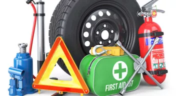 Quoi mettre dans son kit d'urgence de véhicule? Last Guide