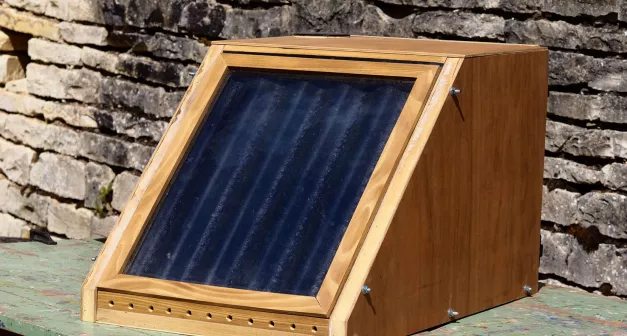 Comment construire un séchoir solaire Cheminsdefaire.jpeg (836.03 Ko) 