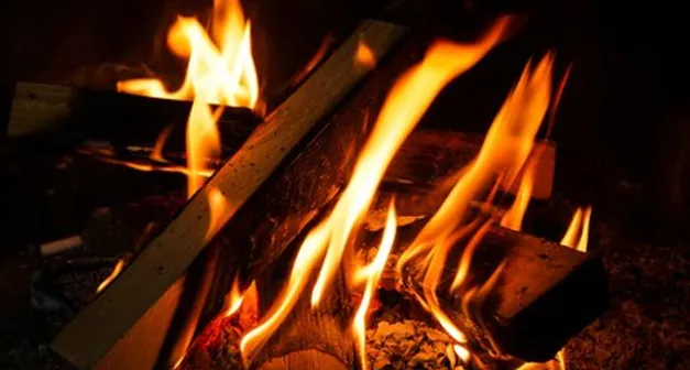 Comment le poêle à combustion lente peut être une solution de chauffage efficace Solutionera.jpg (302.84 Ko) 